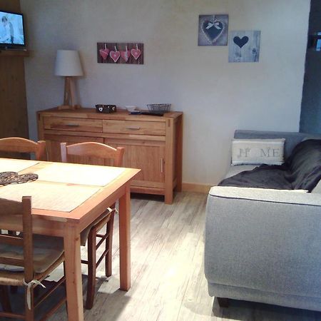 Le Foueustarle Appartement La Giettaz Kamer foto